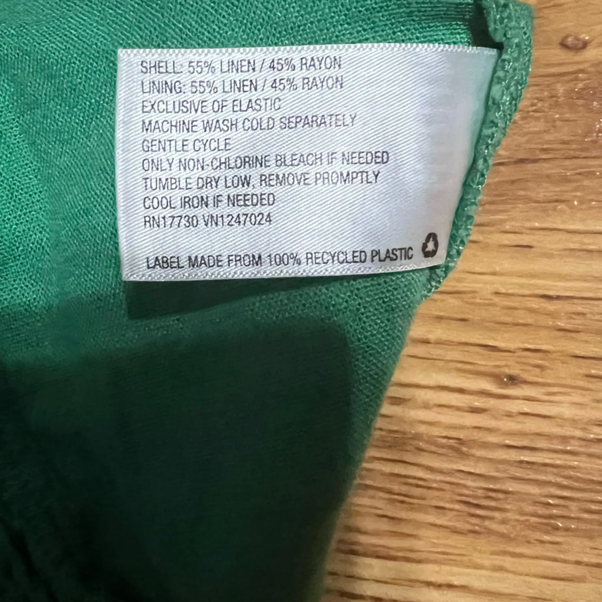 💚 Universal Thread Green Linen Smocked Crop Top 💚 - Image 6