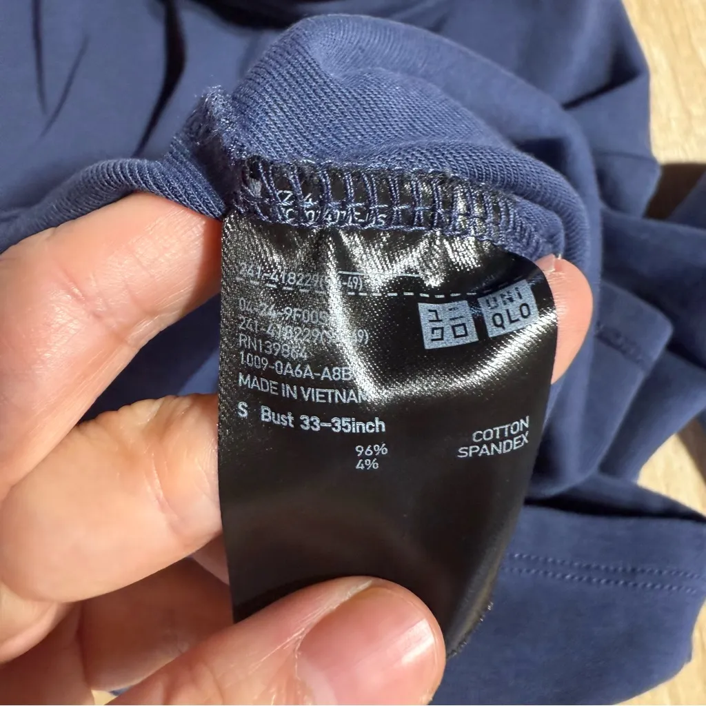 Uniqlo Women’s Blue Turtleneck Cotton Blend Long Sleeve Knit Top Small GUC - Image 4