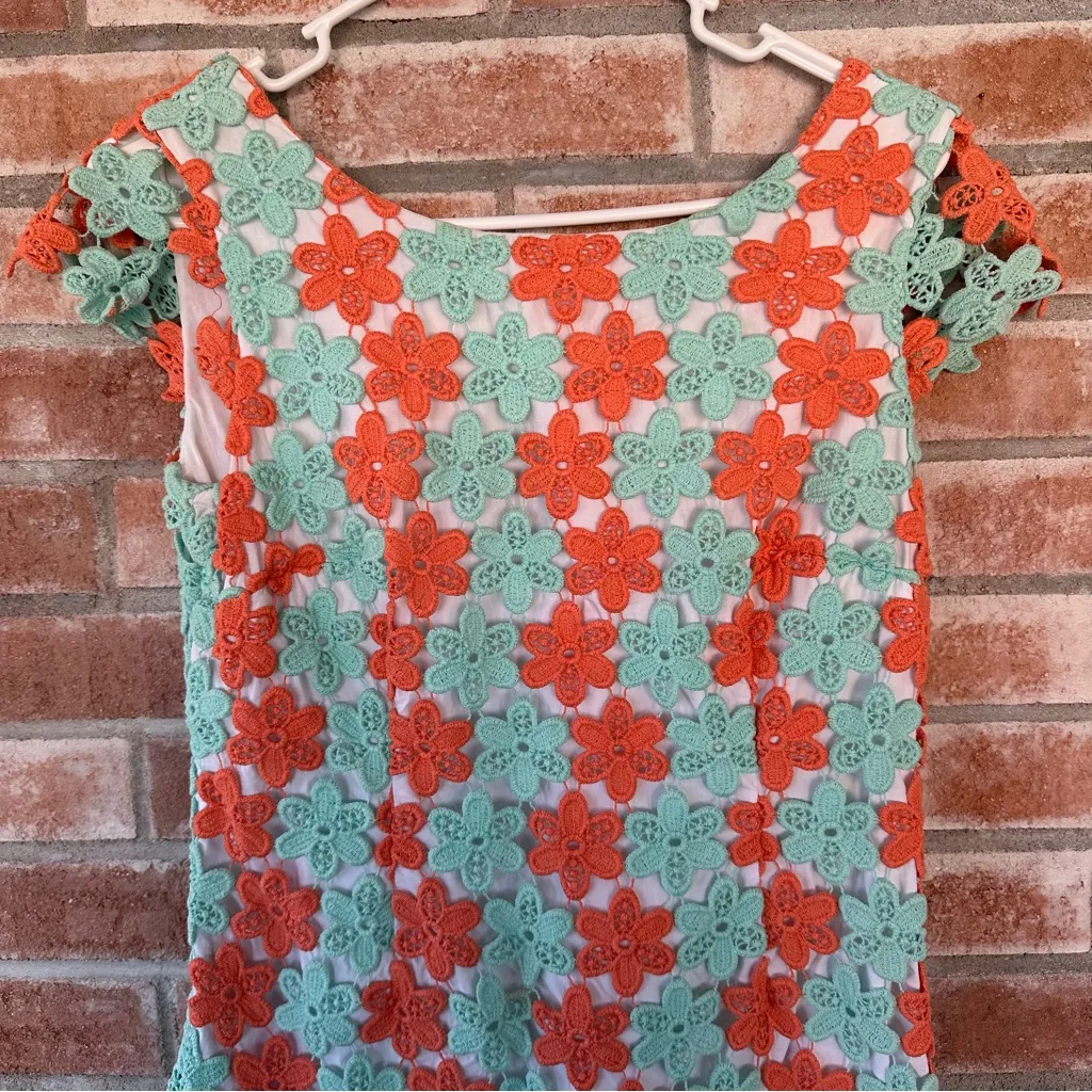 Lilly Pulitzer Crochet Overlay Flower Coral Teal Sheath Dress Women’s Size 6 - Image 2