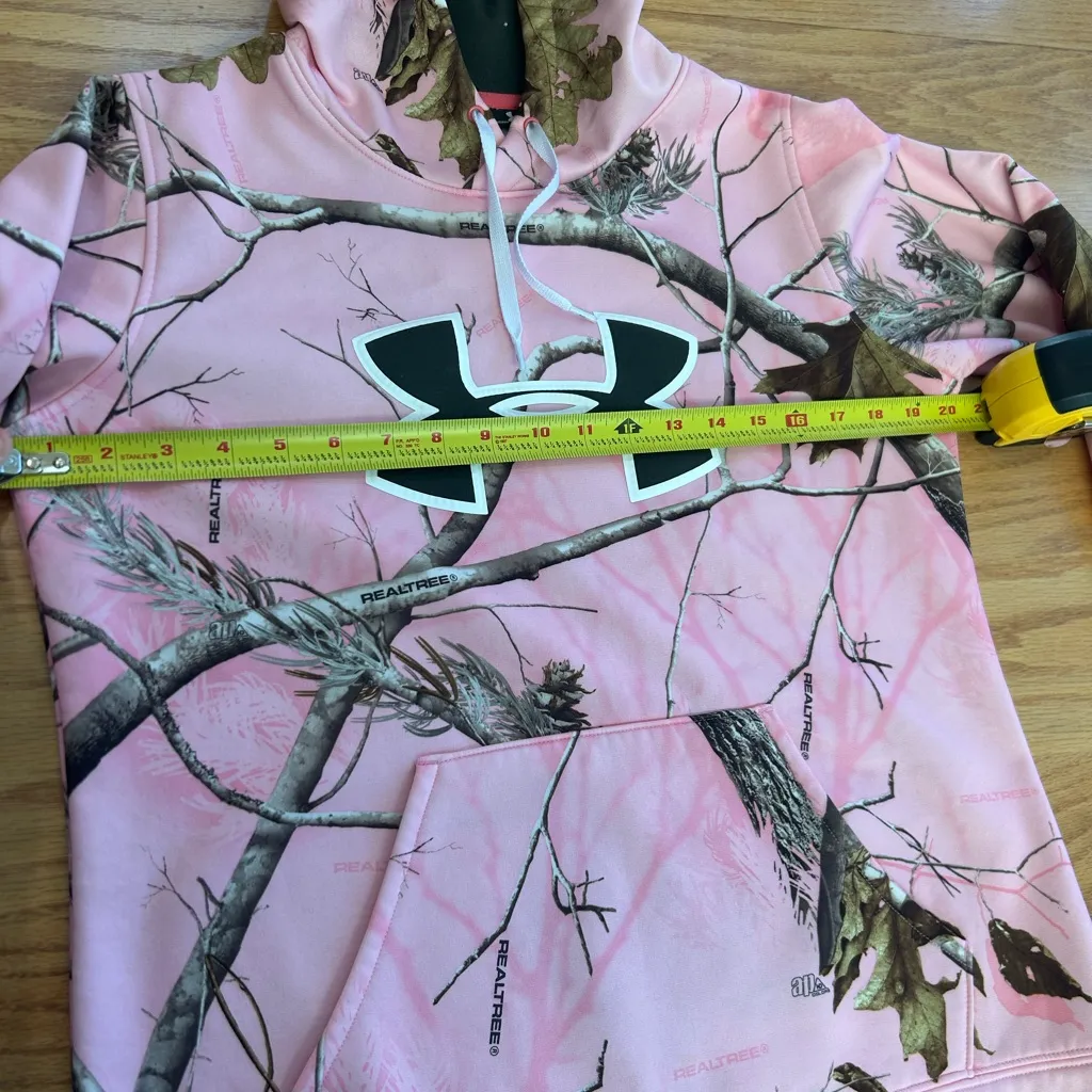 Under Armour RealTree Camo Hunting Pink Hoodie Sweatshirt Size Small Women’s - Image 4