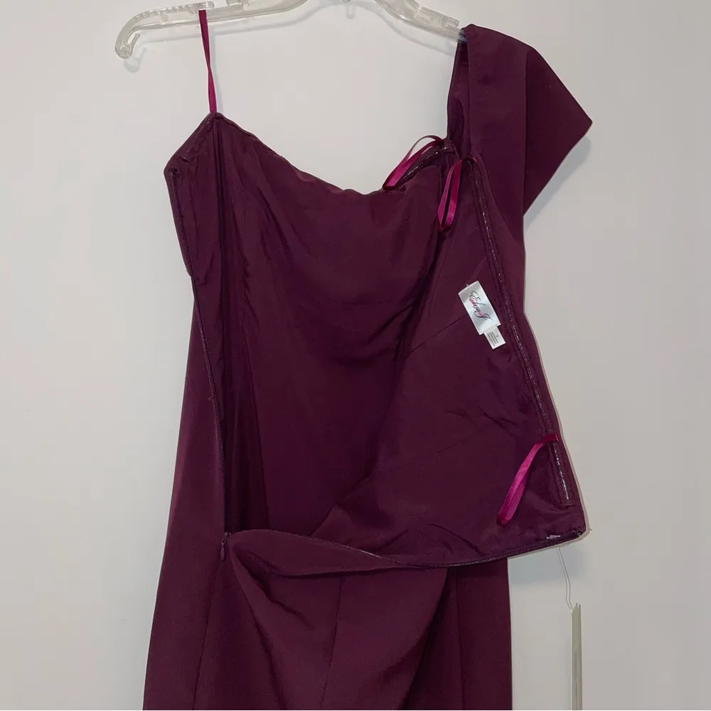 Eliza J Off The Shoulder Scuba Crepe Plum Cocktail Dress Size 10 - Image 10