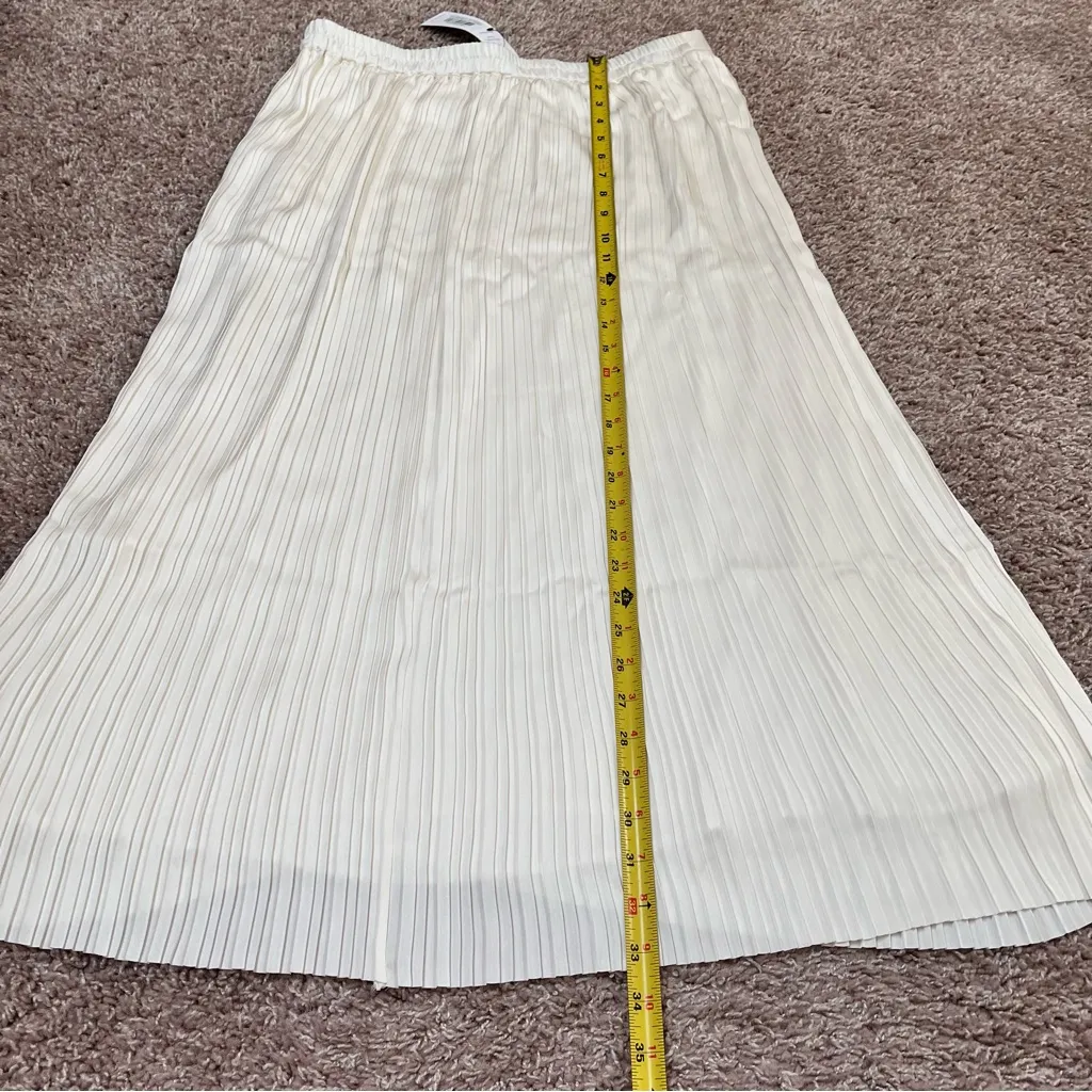 Amour Vert Blazed Pleated and Lined Skirt - Image 7