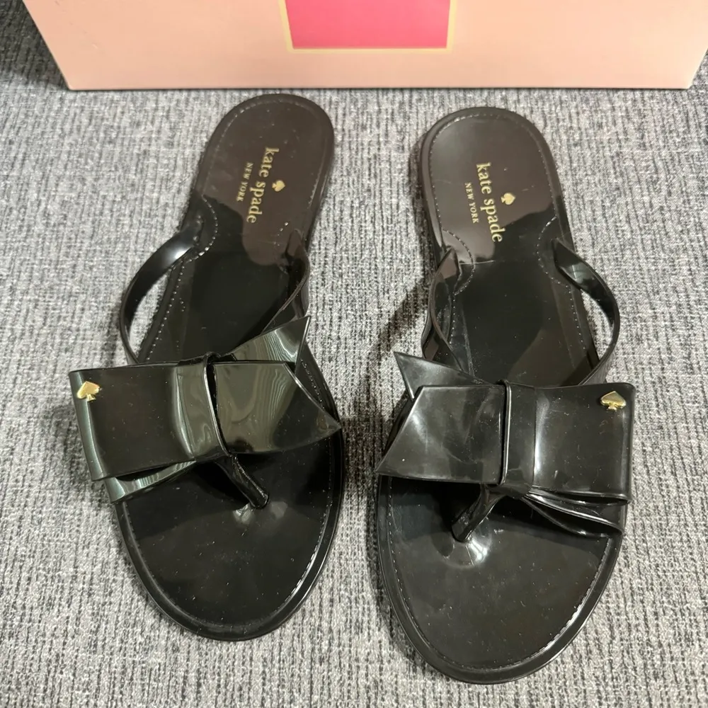 Kate Spade New York Jayla Jelly Bow Flip Flop Sandals - Image 6