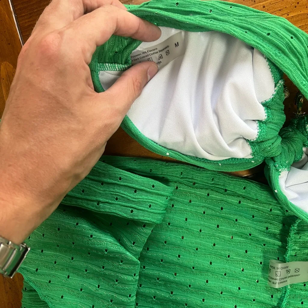 Green Strapless Bikini Set with Top and tie Bottoms. Size medium - Image 8