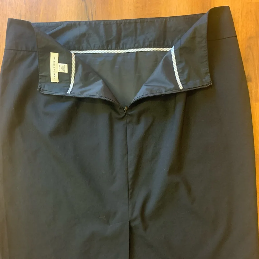 Banana Republic skirt women’s 14 black stretch lined pencil skirt back s… - Image 5