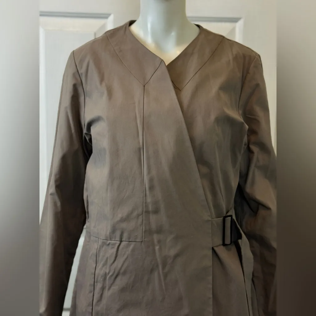 kate spade Tan Color Trench Coat Size Large - Image 2
