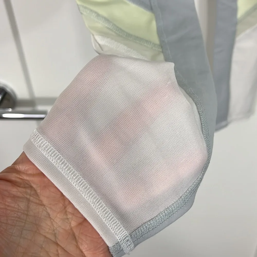 Alo Yoga Size XS Gray and Green Pastel Colorblock Athletic Mesh Panel Leggings - Image 5