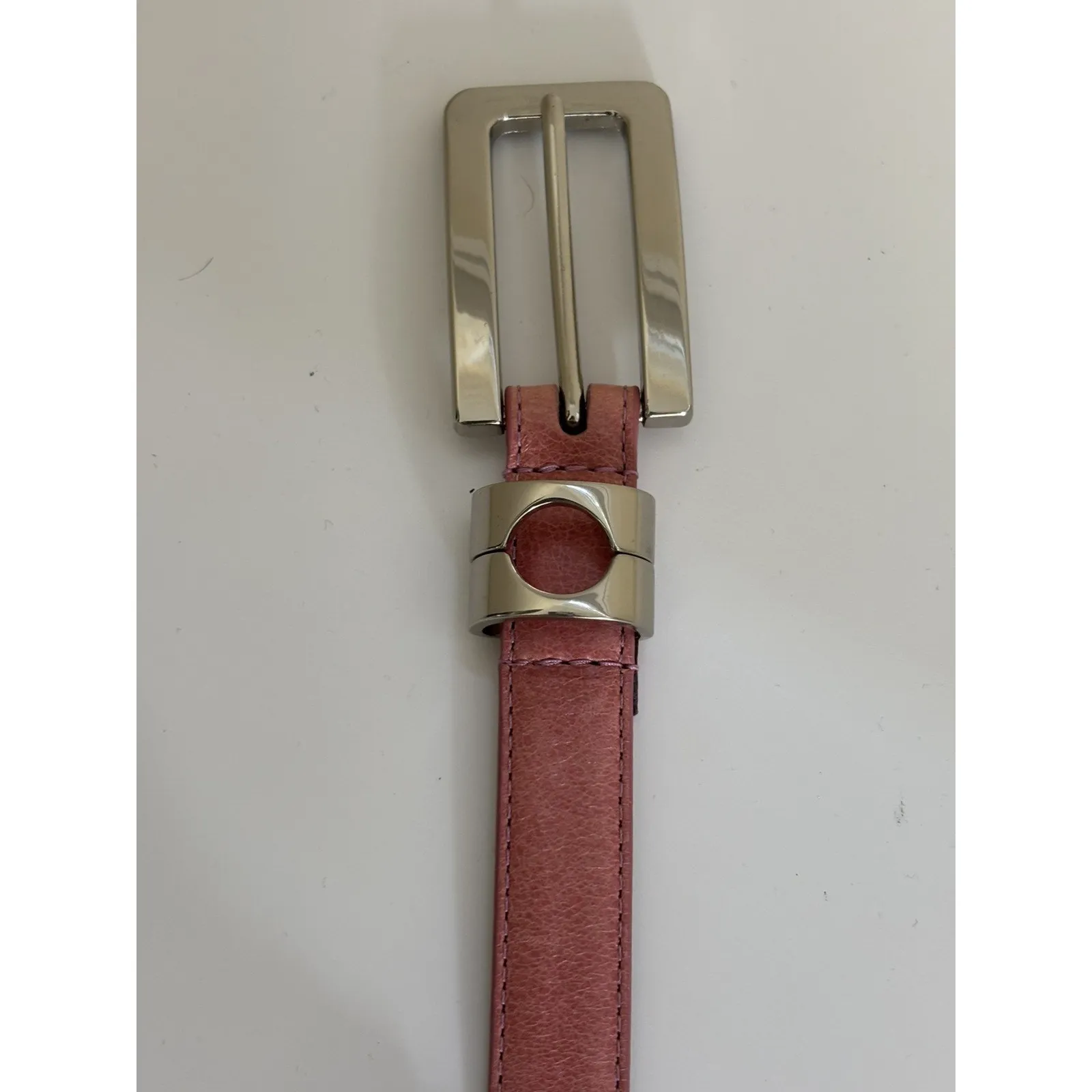 Women’s Pink Italian Leather Belt Size Medium Silver Buckle Classic Casual - Image 2