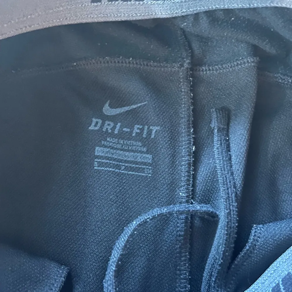 Nike dri-fit boot cut sweatpants size small - Image 7