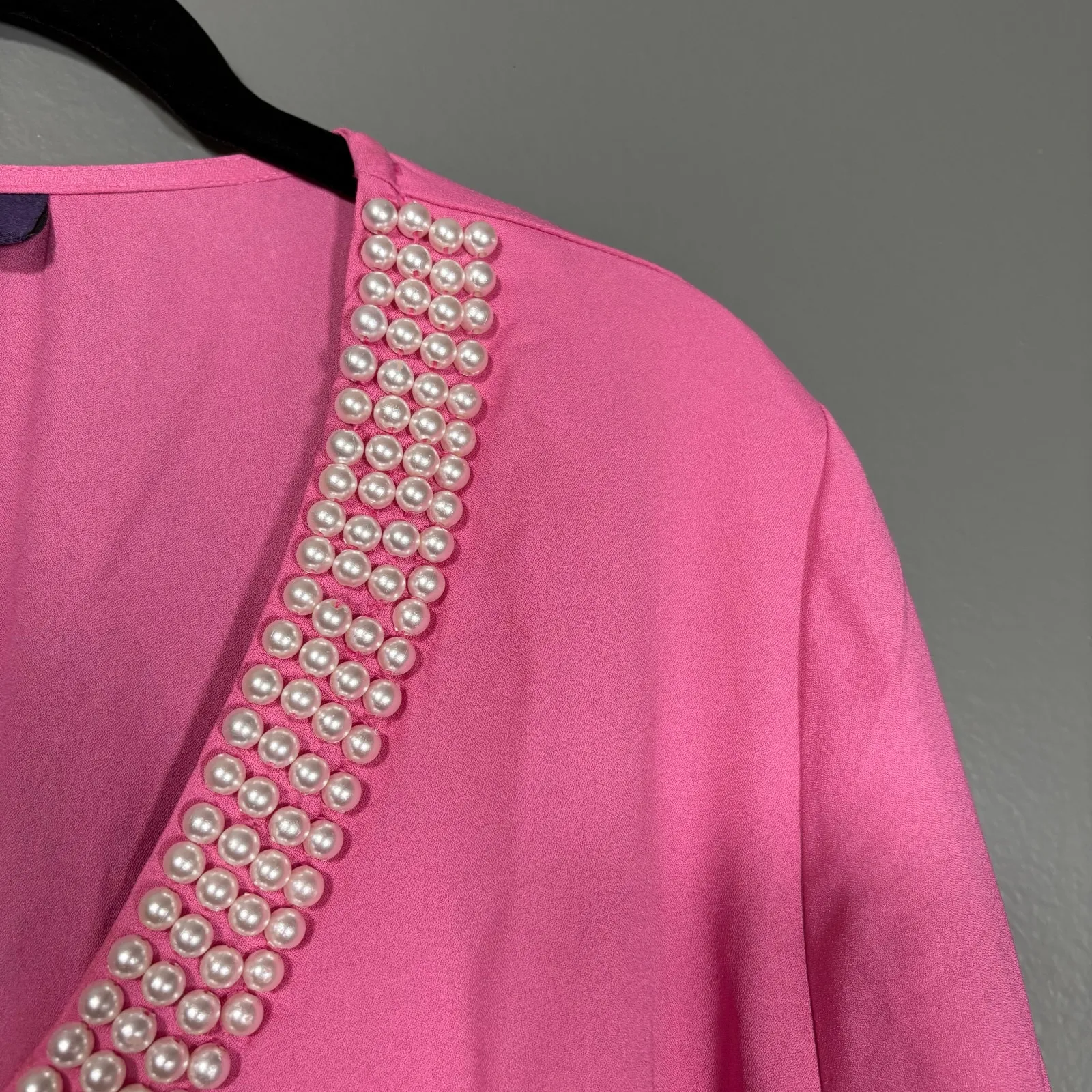 Roaman's NWOT Glam Pink Pearl Trim Neck Tunic Top - Image 2