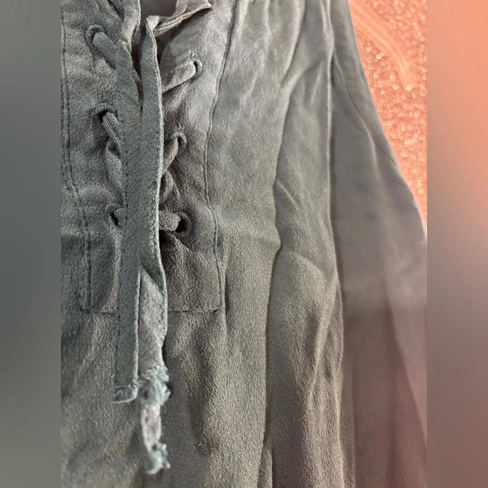 LOFT Outlet petite dress in size MP - Image 3