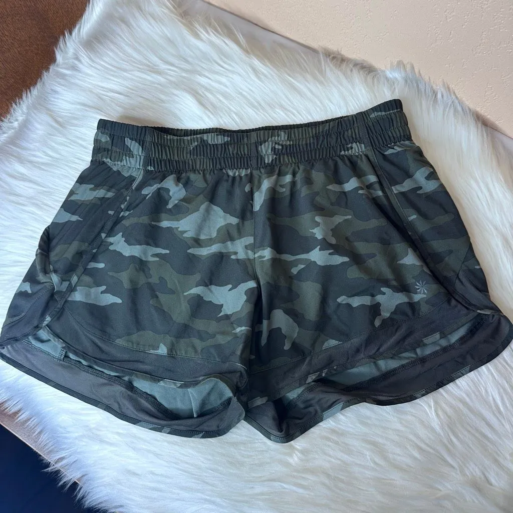 Athleta  Camo Printed Mesh Racer Run Shorts 4" Size Medium - Image 12