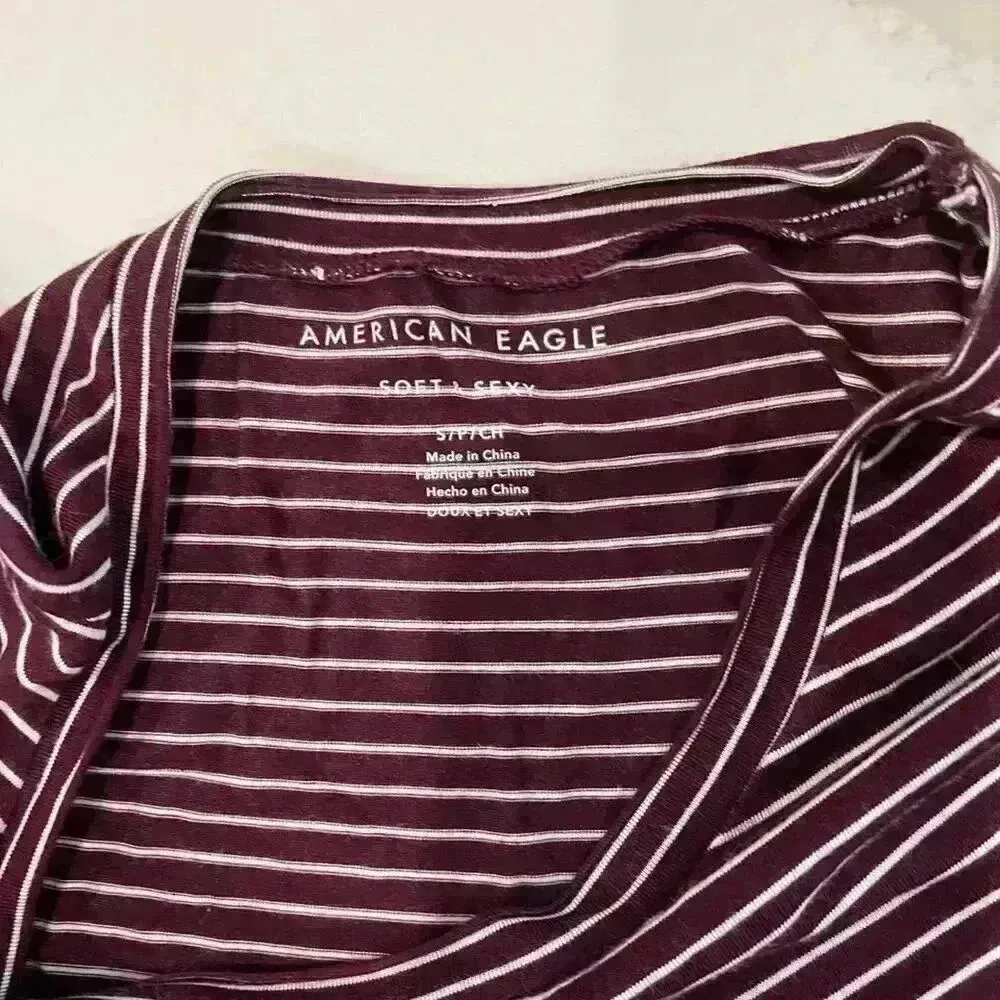 American Eagle Soft & Sexy Burgundy Striped Pocket Casual T Shirt Women's Small - Image 3