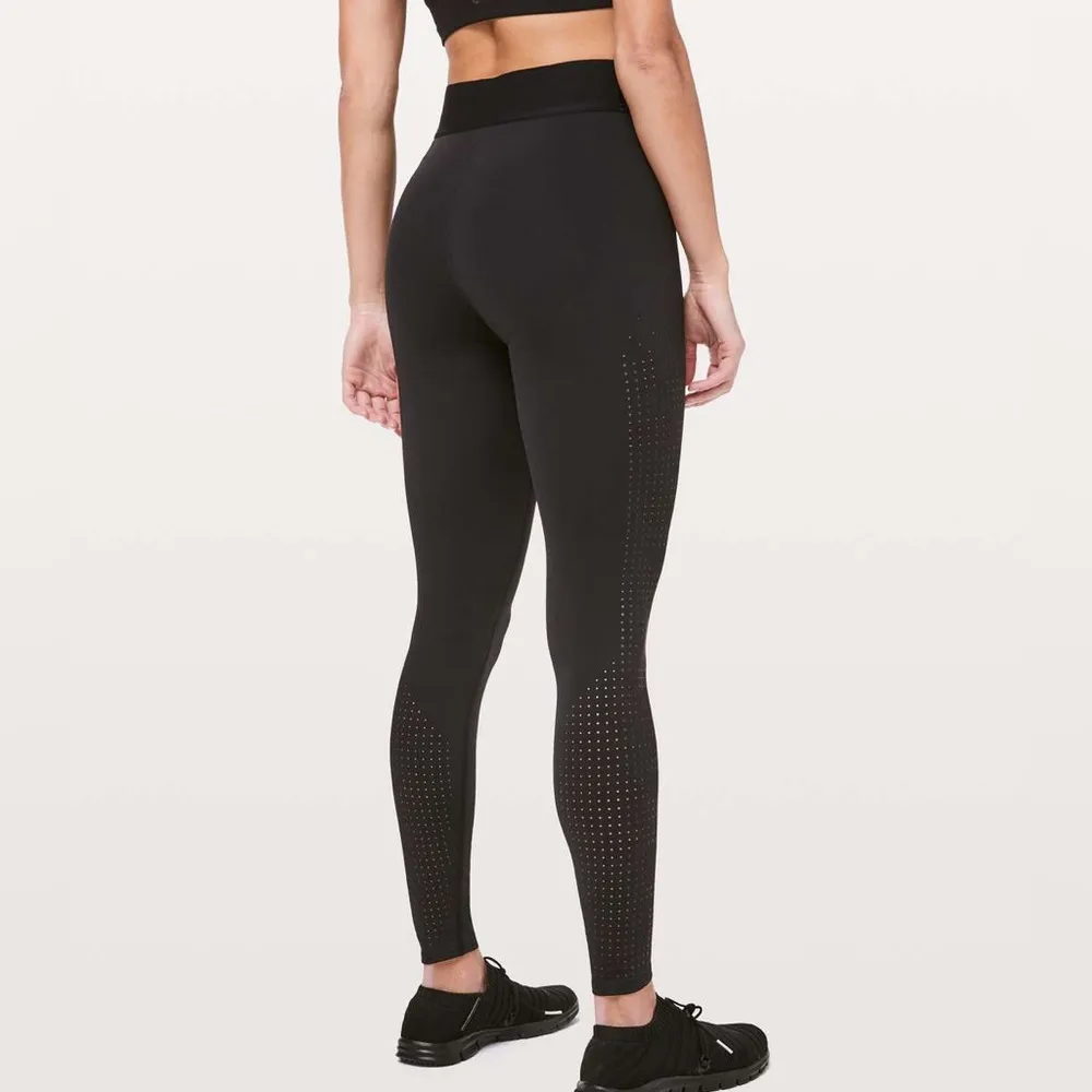 Lululemon Ride & Reflect Tight 28" *lululemon X SoulCycle Black Size 2 EUC - Image 2