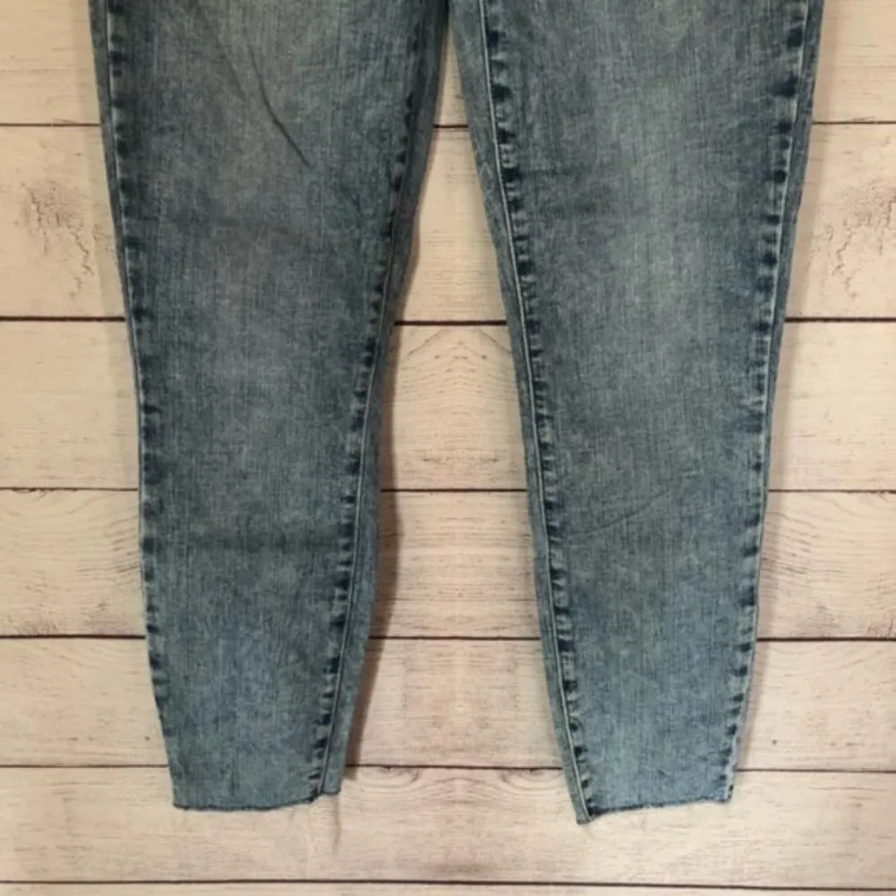 Paige Verdugo Aloha Raw Hem Crop Skinny Jeans 26 - Image 5