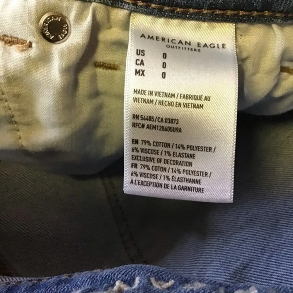 American Eagle size 0 jean shorts - Image 3