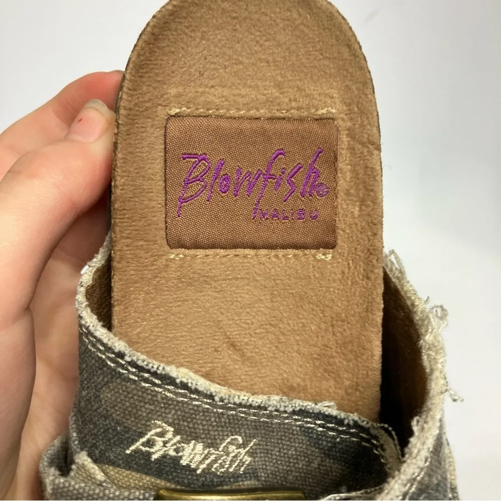 Blowfish camouflage canvas mules size 8‎ - Image 6