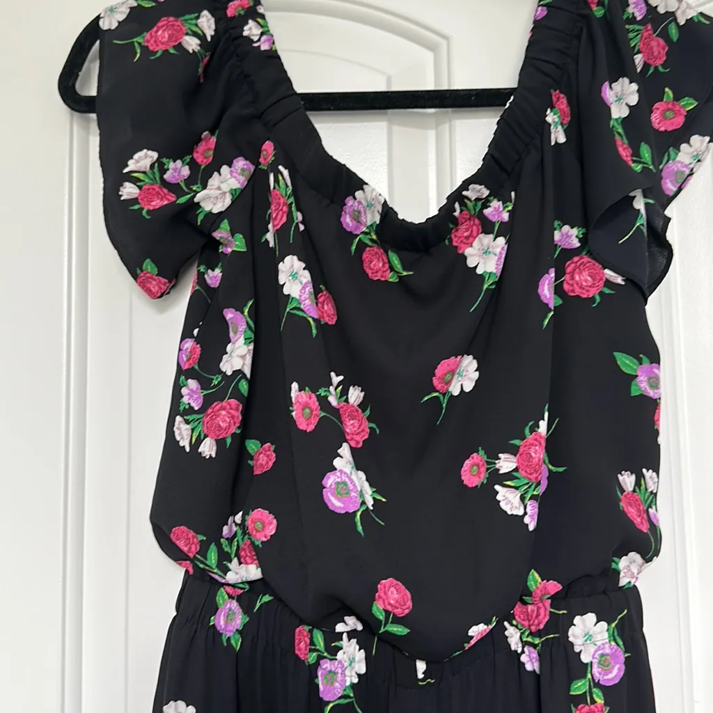 Floral jumpsuit with sleeves worn up or down - Image 2