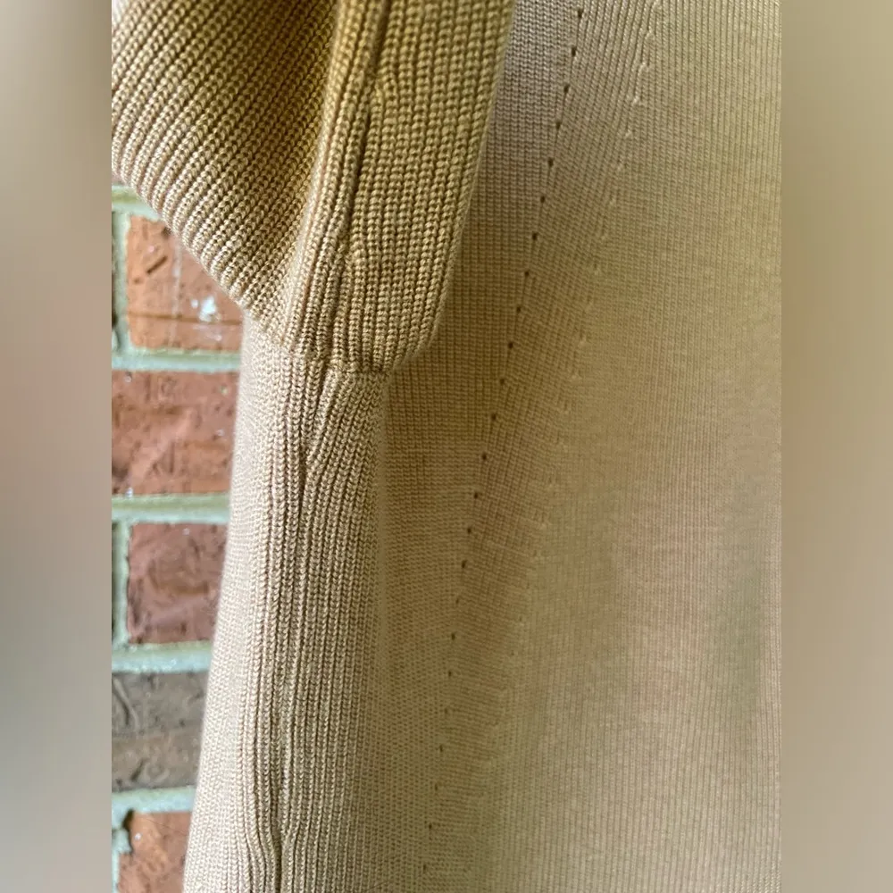 White House Black Market Sweater Sz L - Image 2