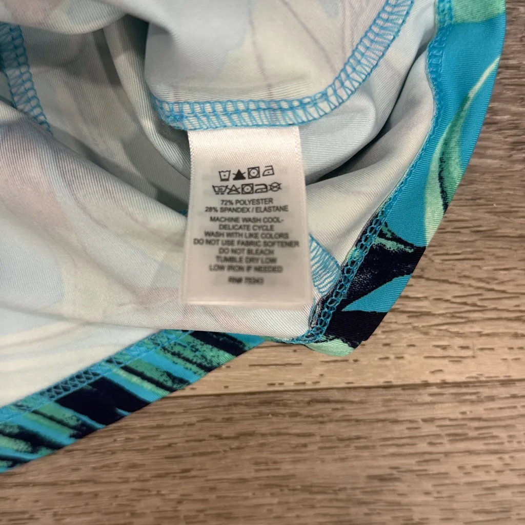 Tommy Bahama Golf Top Aqua Leaf Print 1/4 Zip Athletic Long Sleeve UPF 50 - Image 5