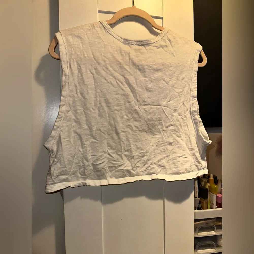 Forever 21 Dragon Fly Graphic Crop Cutoff - Image 3