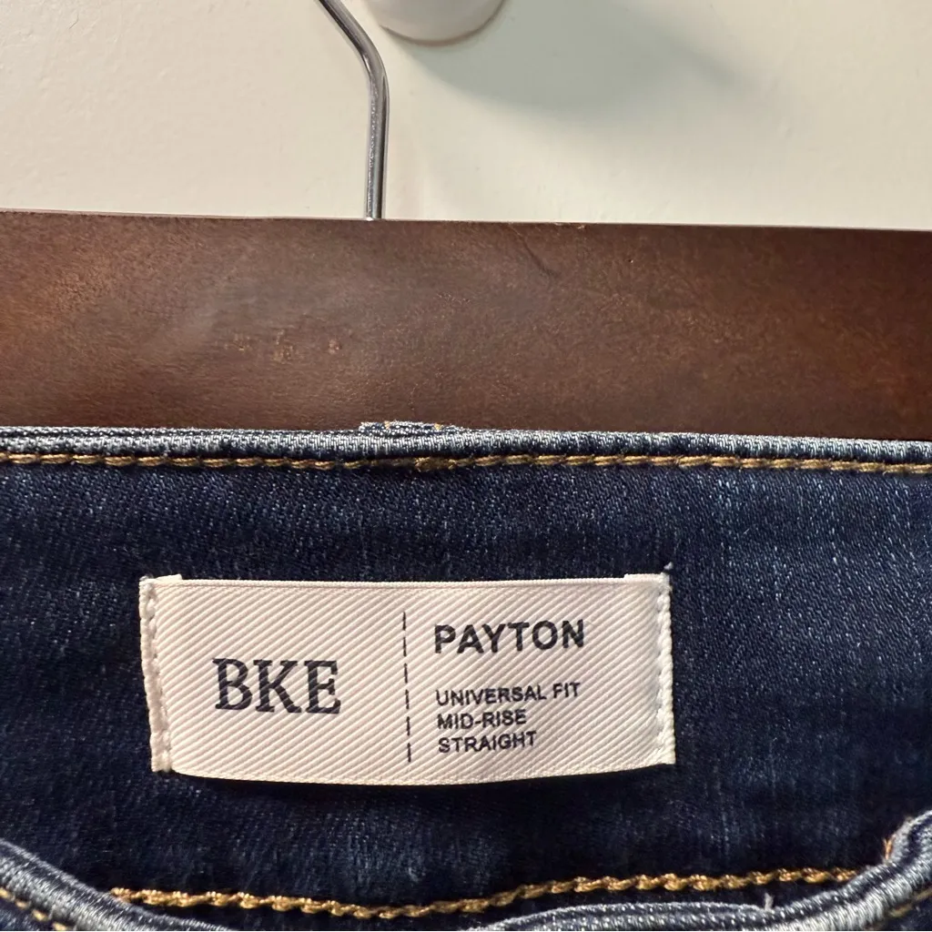 BKE Payton Universial Fit Mid-Rise Straight Jean Dark‎ Wash Flap Pocket 27x32 - Image 3