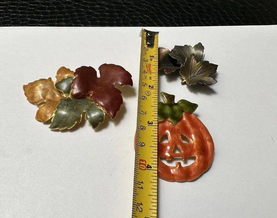 Lot Of 3 Brooch Pins - Image 7