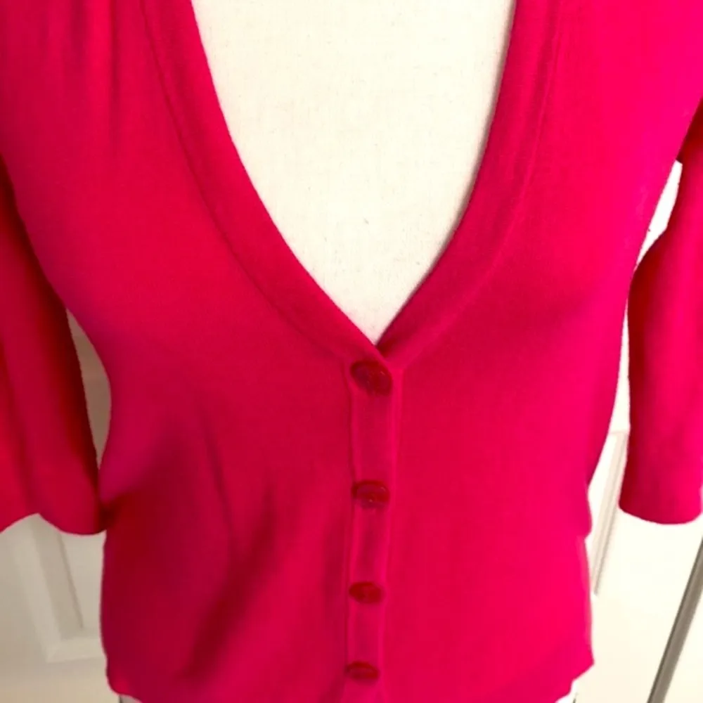 Gap|| Pink 3/4 sleeve cardigan sweater with button accent on sleeves - Image 2