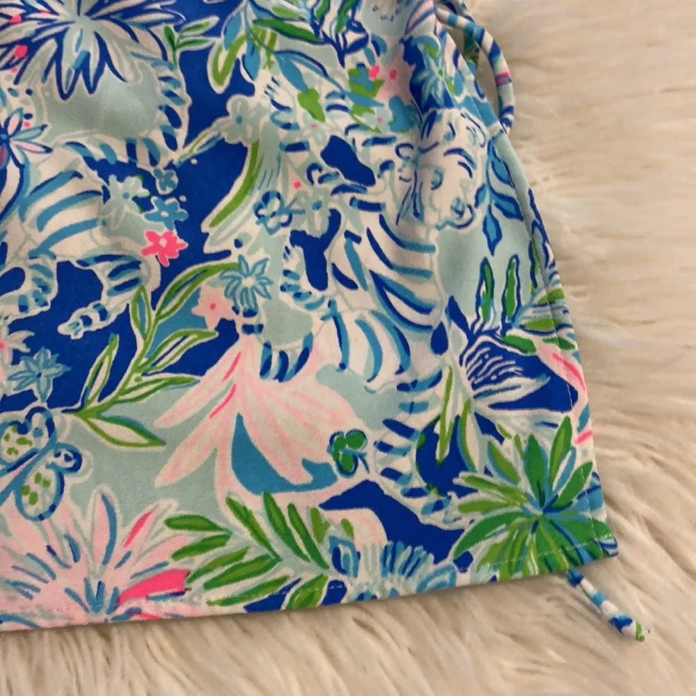 Lilly Pulitzer Shirt size S excellent condition length 28” bust 30” - Image 12