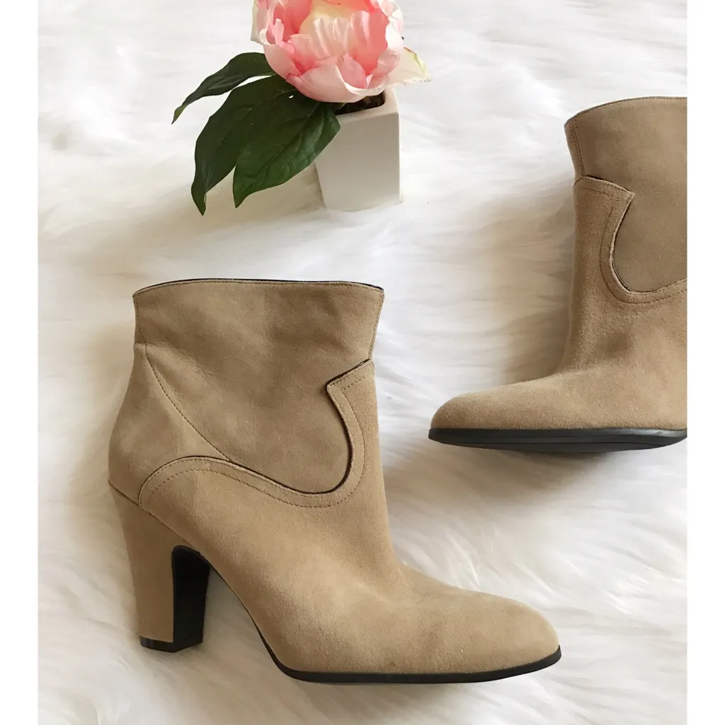Nine West Suede Booties NEW 9.5 - Image 3