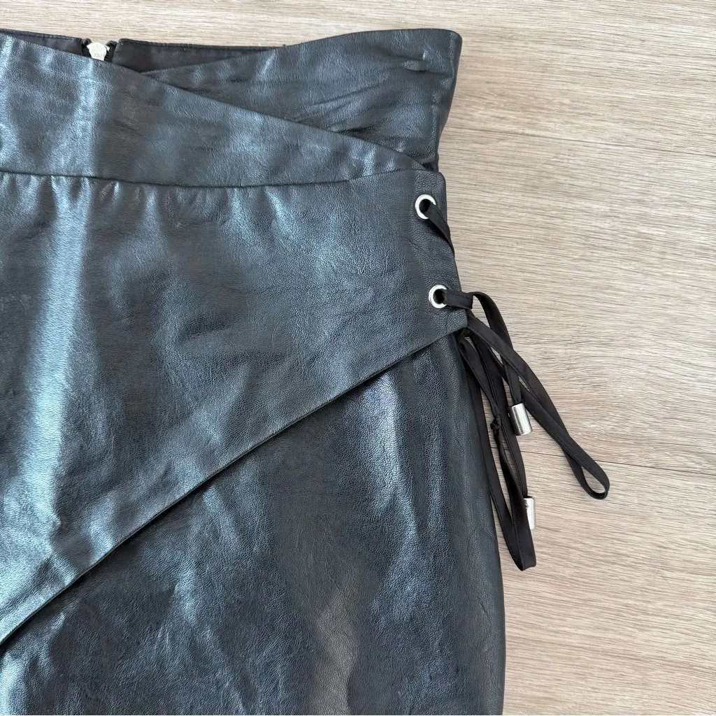 Revolve | Majorelle Hyperion Black Faux Leather Mini Skirt, Size XS - Image 3