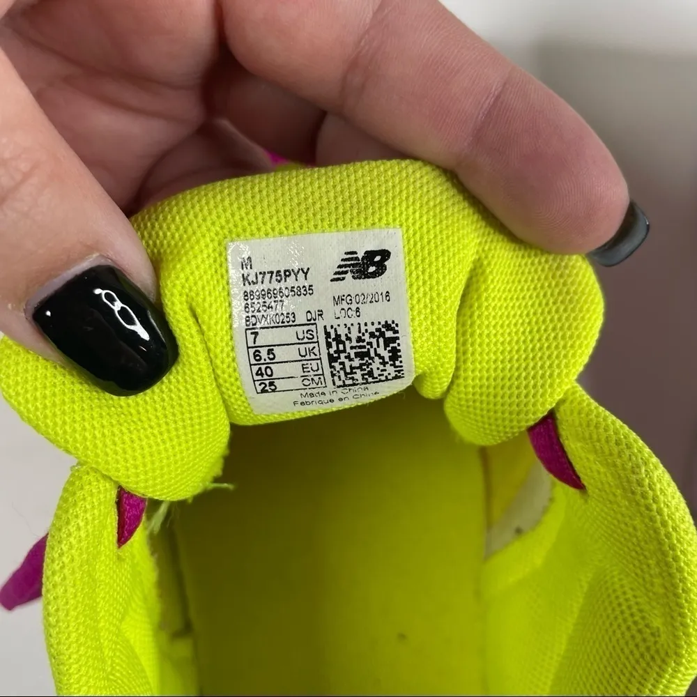 New Balance 775 Running Shoes Size‎ 7 - Image 6