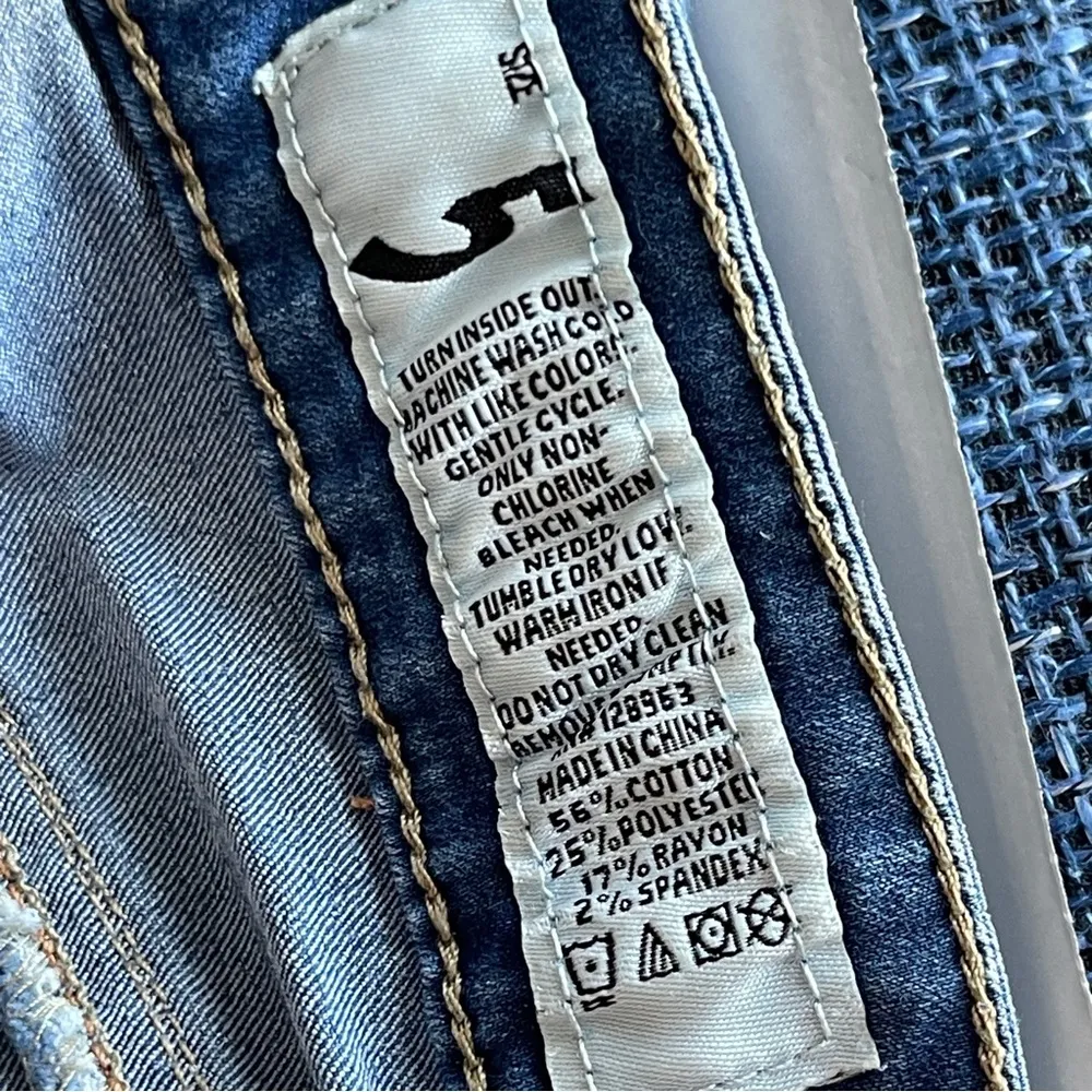 INDIGO REIN | Blue Stretch Rolled Hem Denim Jean Shorts Sz 5 - Image 6