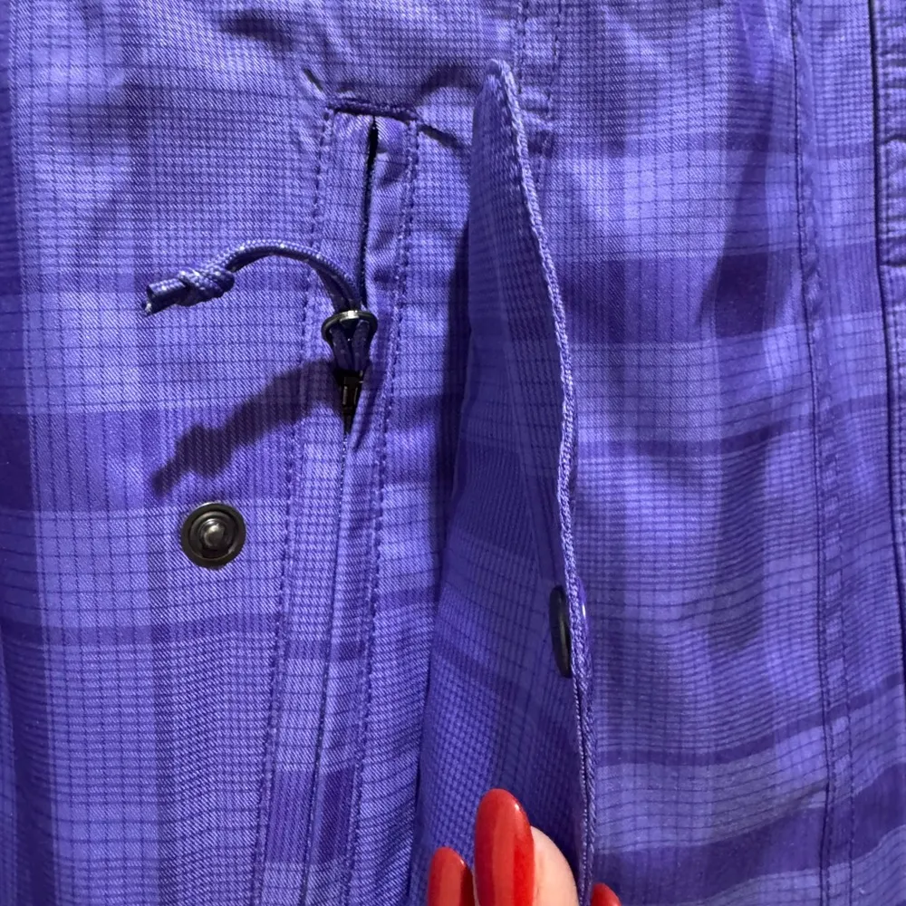 L.L. Bean Purple Plaid Hooded Rain Jacket Size M Waterproof Zip Up Size M - Image 9