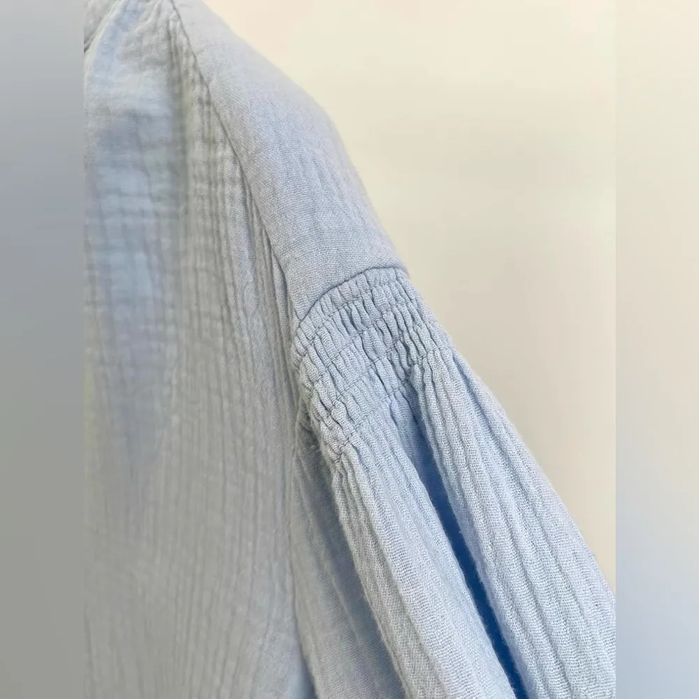 Sundays AXEL TOP Light Blue V-Neck Top - Image 4