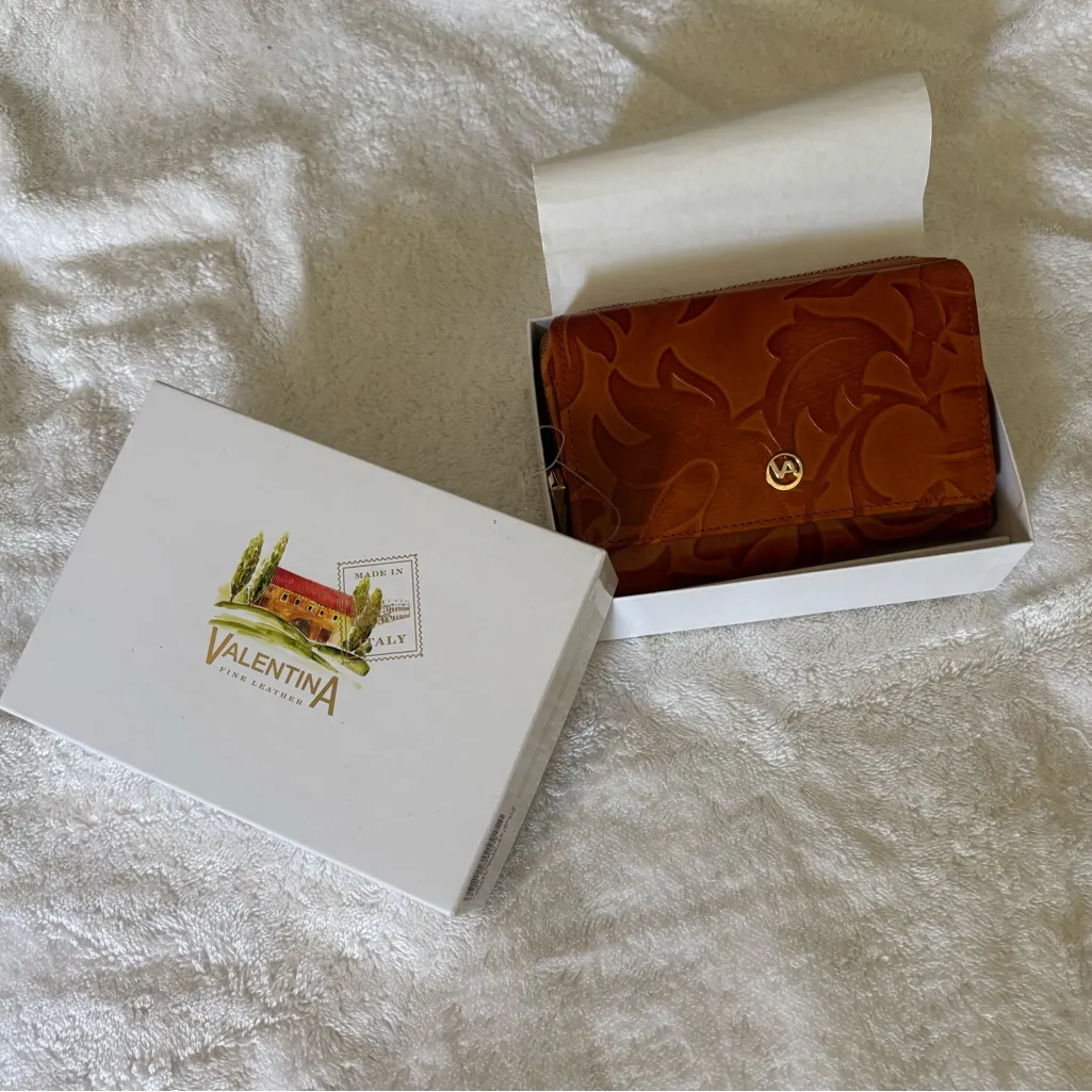 Valentina brown Genuine Leather Floral Leaf Wallet Made In Italy - Image 9