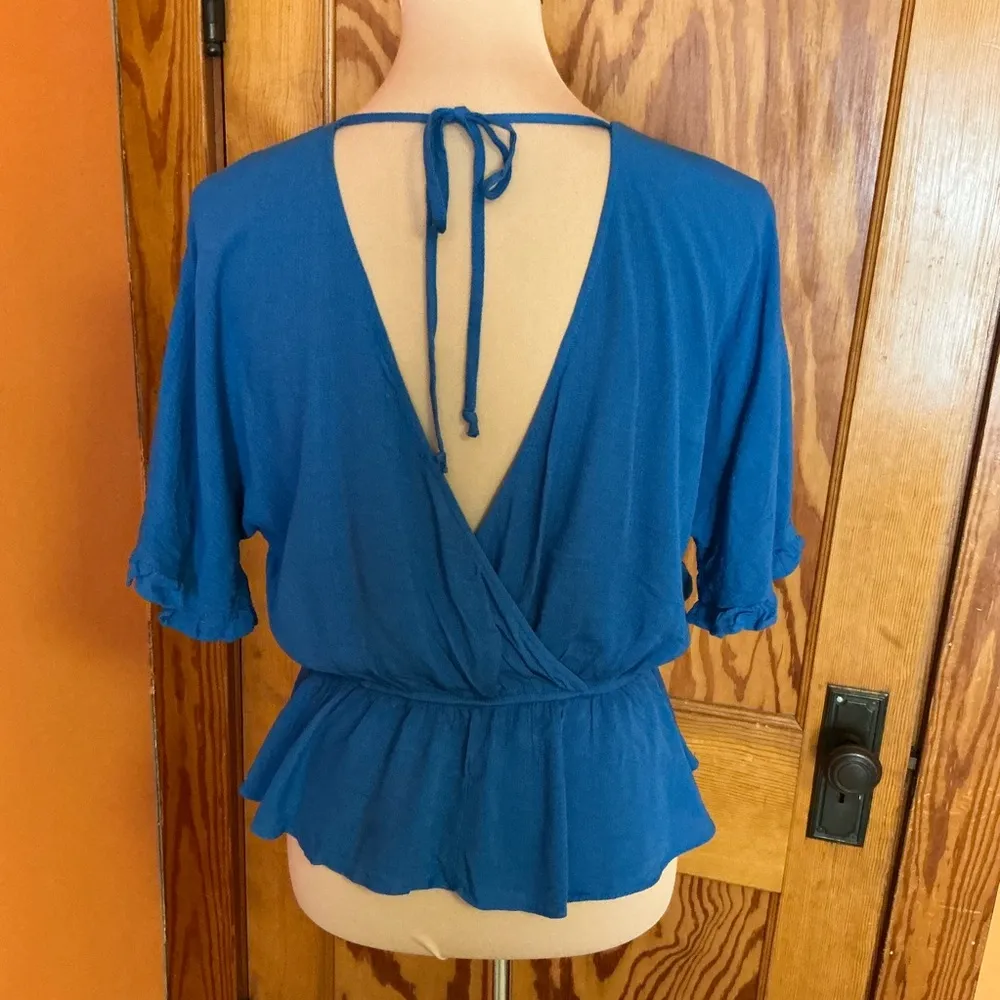 Francescas Collections Mi Ami plunging blue blouse Size L - Image 10