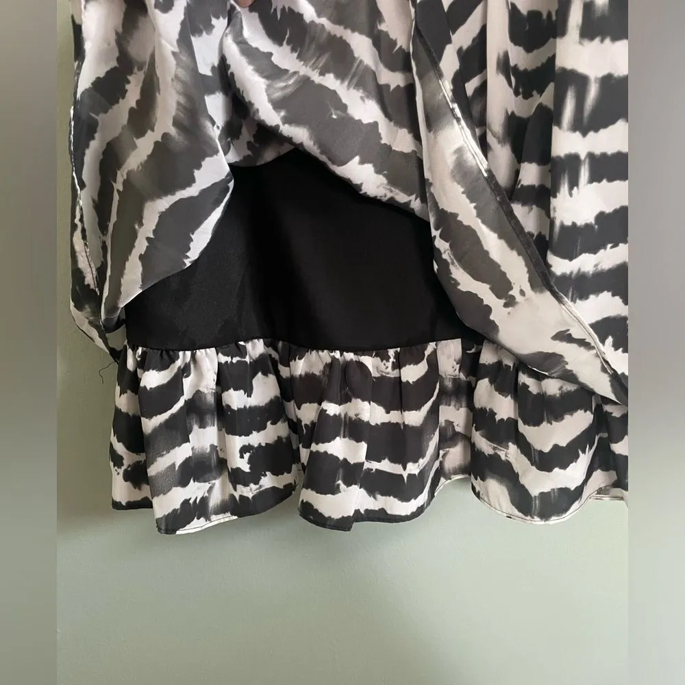 Guess Black and White Zebra Tie Dye Drop Waist T Back Mini Dress SZ 6 - Image 4