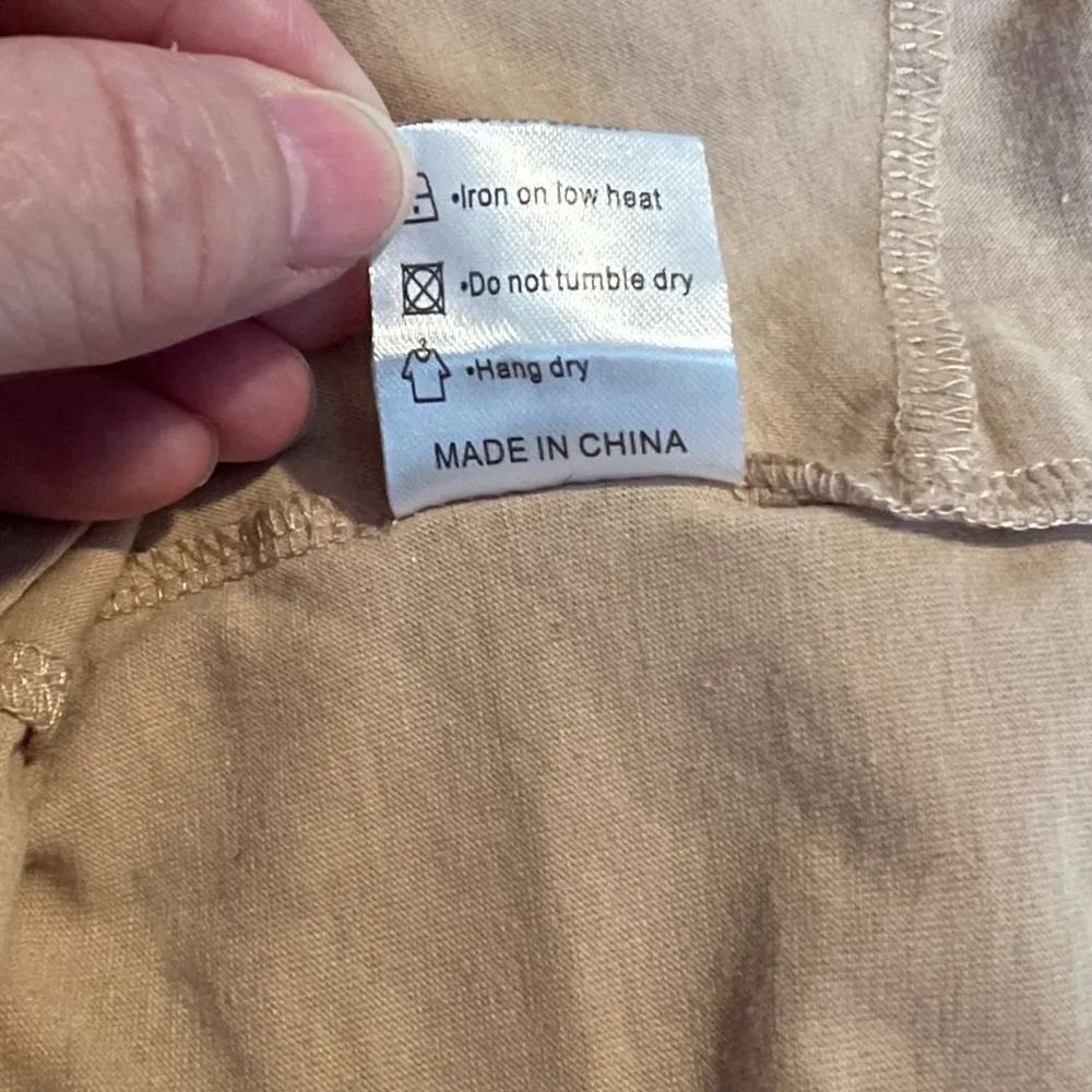 Jinkesei Womens Beige Short Sleeve Crop Top With a Twist
T49* 42825 Tan Size M - Image 5