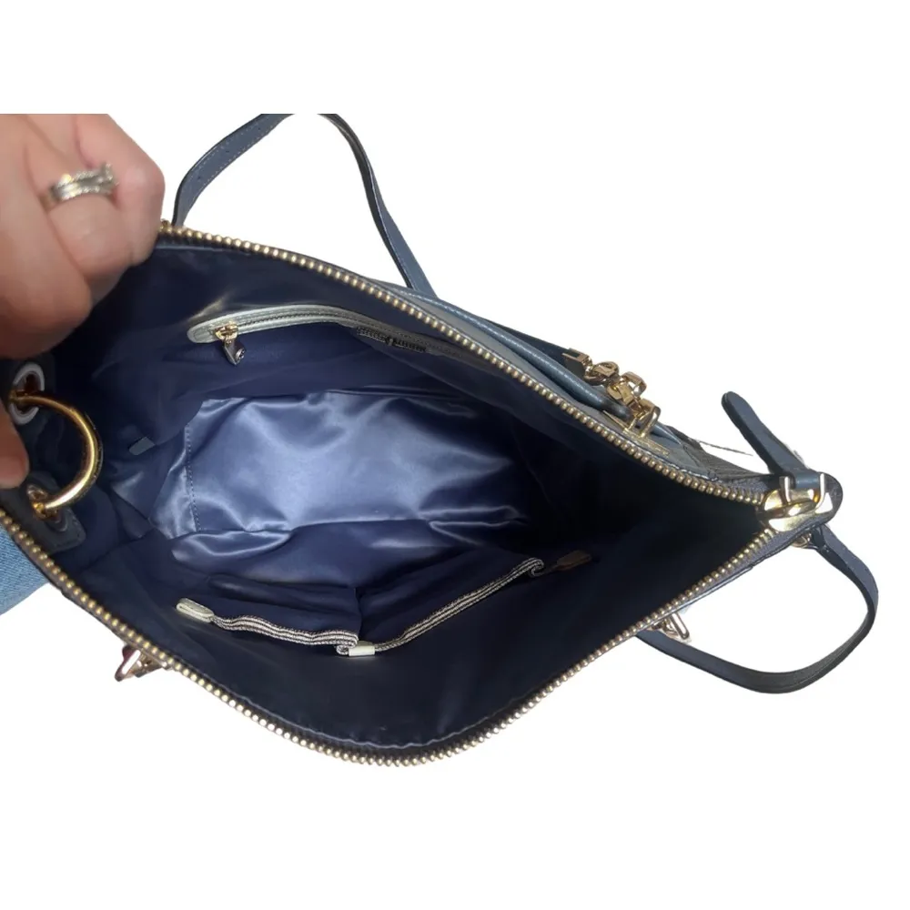 Henri Bendel SoHo Messenger Grey Pebbled Leather Bag - Image 6