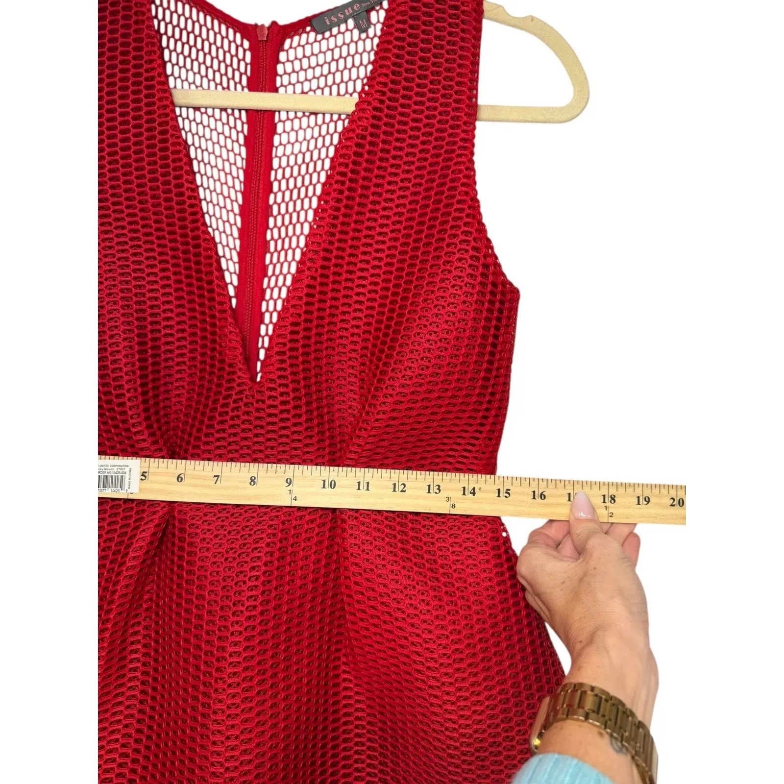 Issue New York Red V Neck Textured Flare Statement Party Cocktail Dress Medium - Image 13