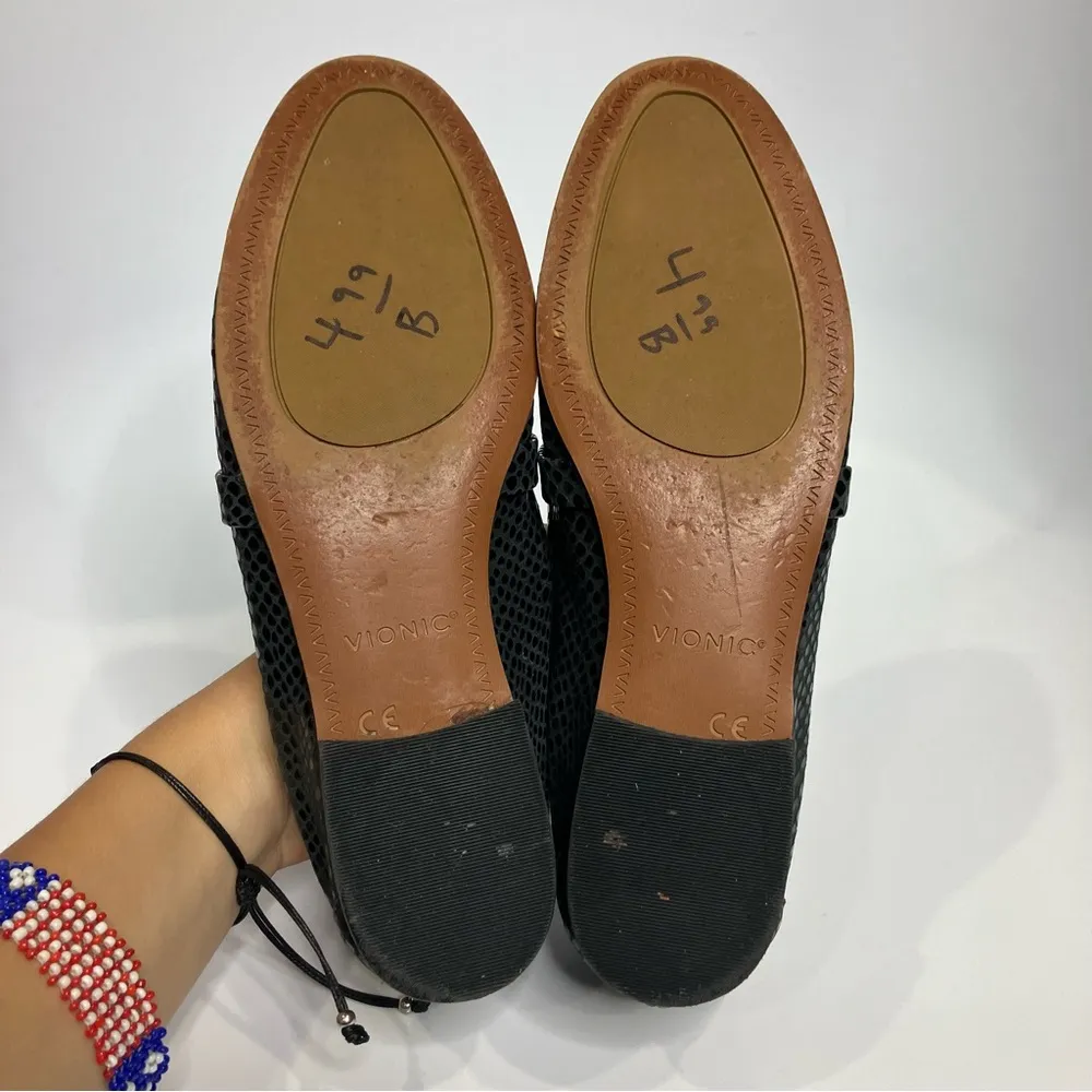 Vionic Zane loafer comfort shoe grey black faux lizard women size 6 professional - Image 7