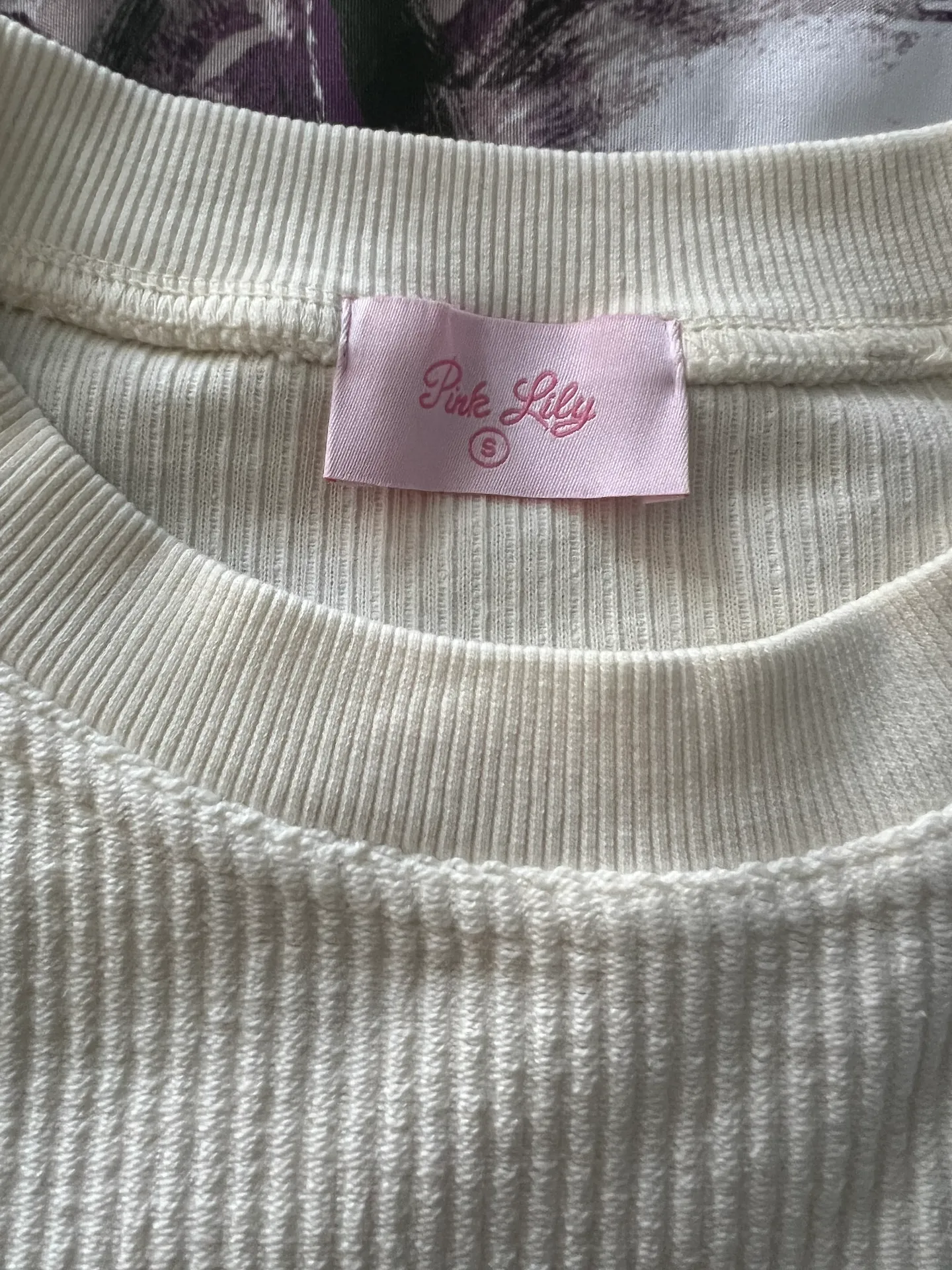 Mama Graphic Sweatshirt - Image 4