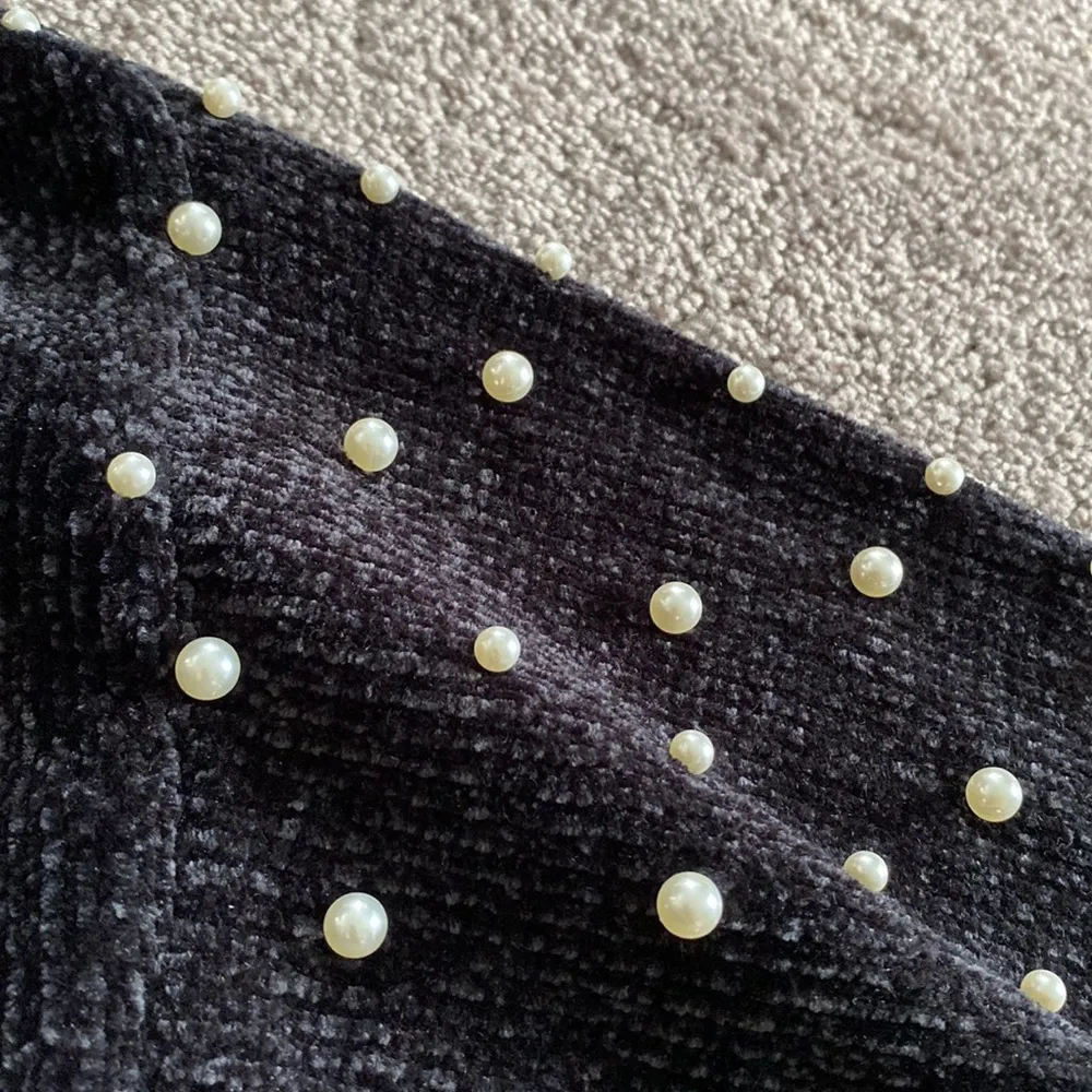 Crown & Ivy Pearl Beaded Sweater SIZE M - Image 6