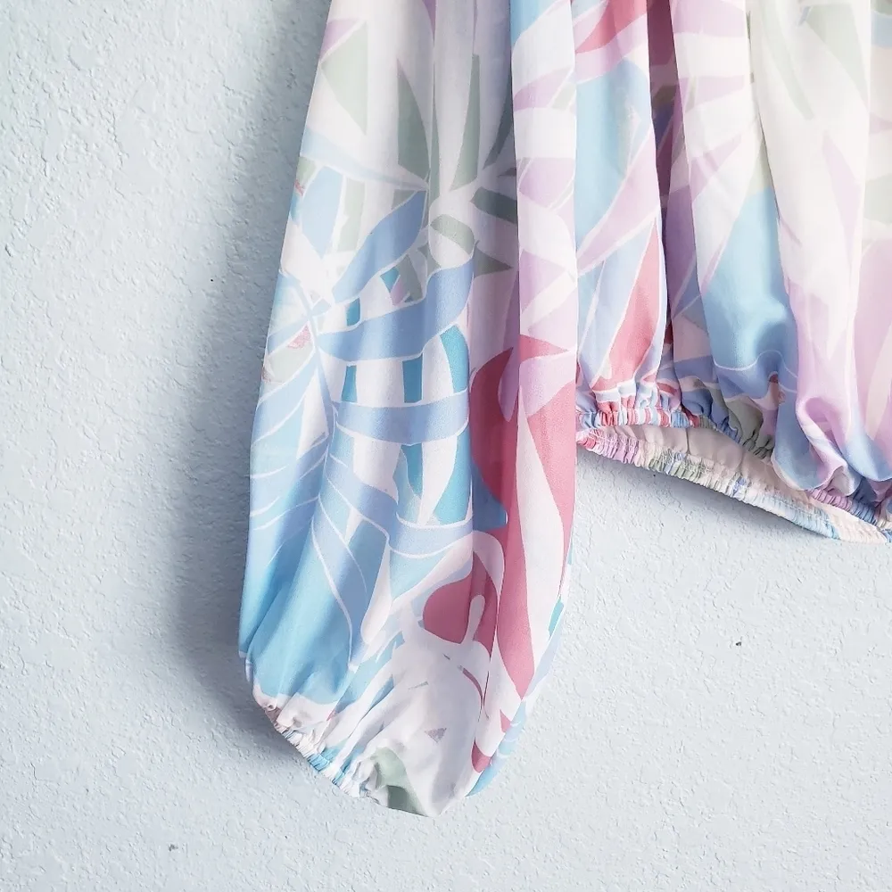 Pink Lily Multicolor Palm Long Sleeve Crop Top - Image 2