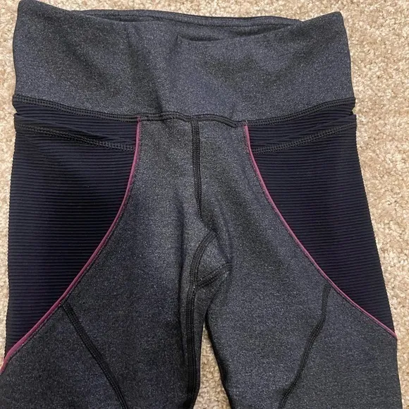 Vimmia high‎ waist legging grey/Black pink trim x-small - Image 12