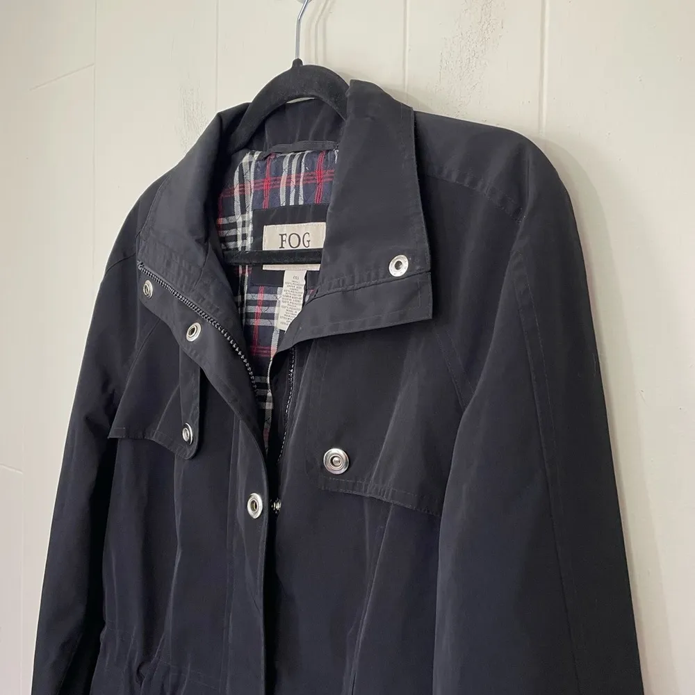 Fog By London Fog Black Lined Trench Coat ~ Inner Cinch Waist ~ Women’s Size S - Image 3