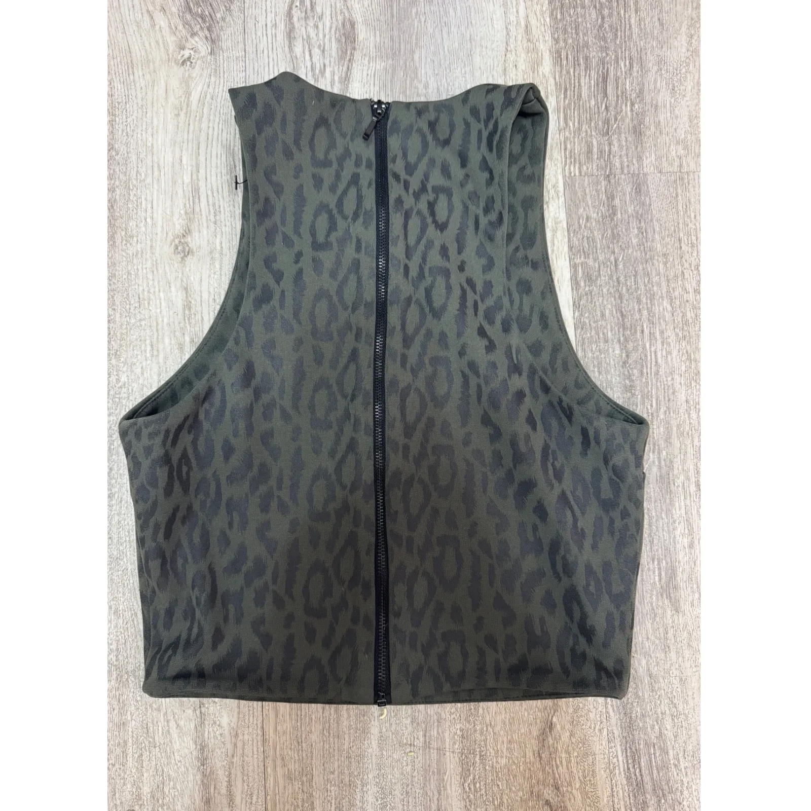 Bec‎ & Bridge Sleeveless Top Leopard Print Green Crop Tank Size 4 - Image 2