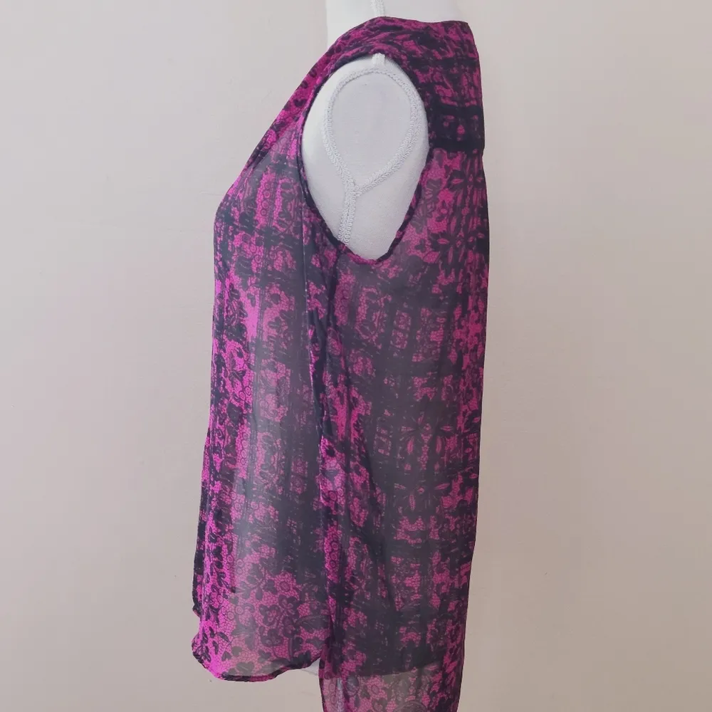 a.n.a paisley print blouse size medium - Image 4