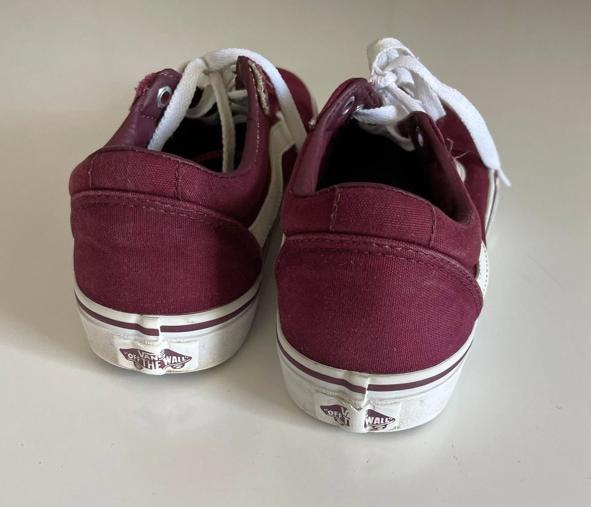 Old Skool burgundy low top sneakers - Image 4